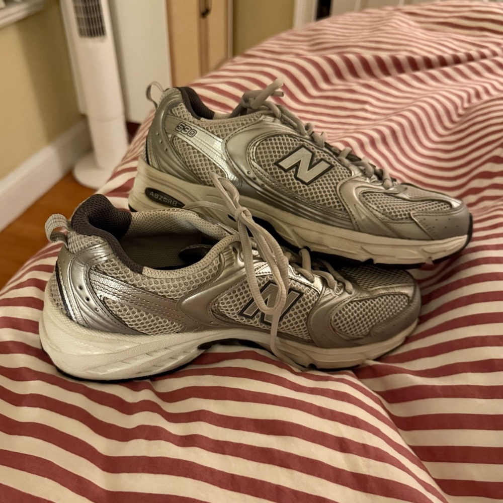 New Balance 530 Gray Matter Silver Metallic Sneakers